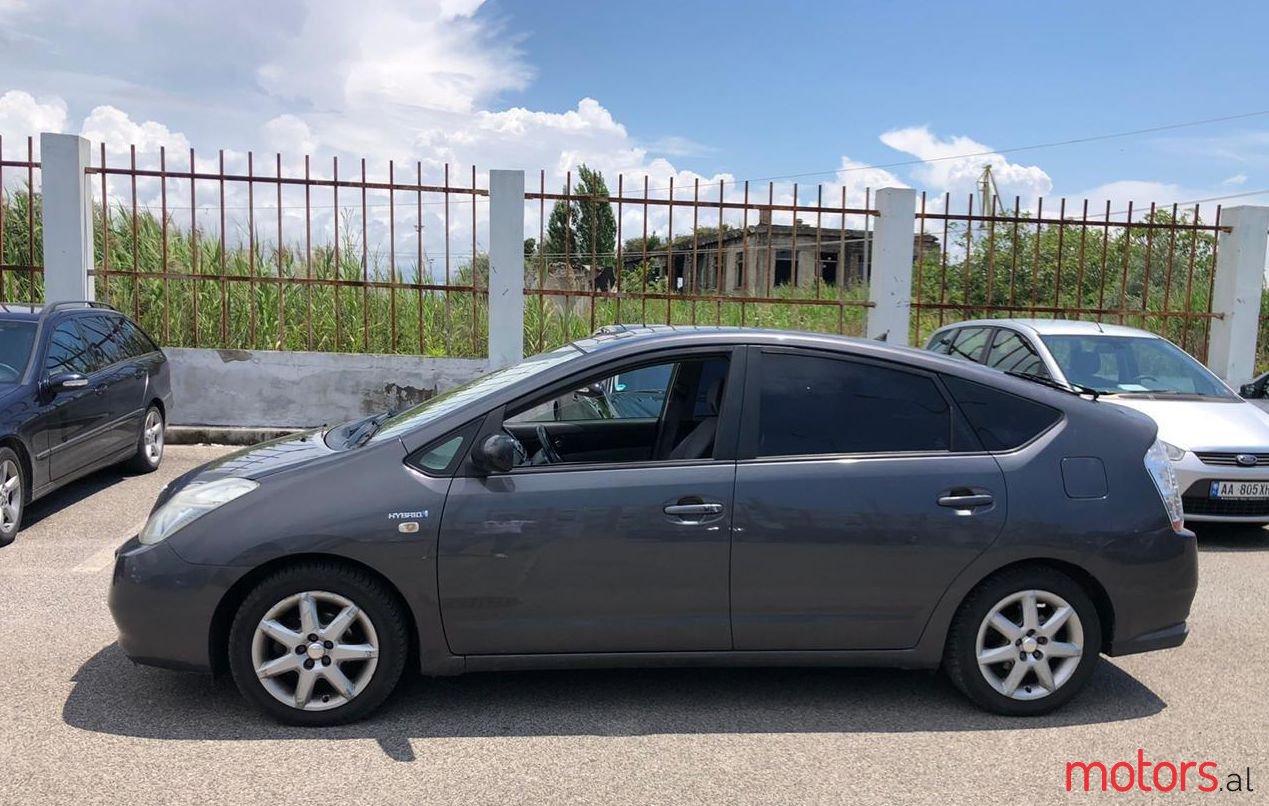 2008' Toyota Prius photo #1