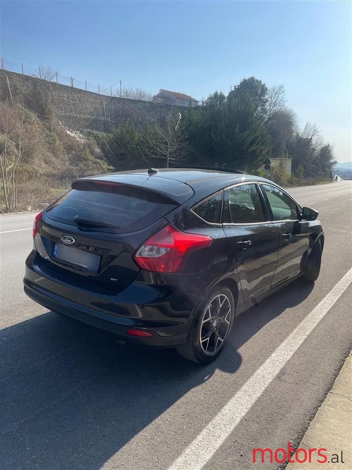 2013' Ford Focus photo #3