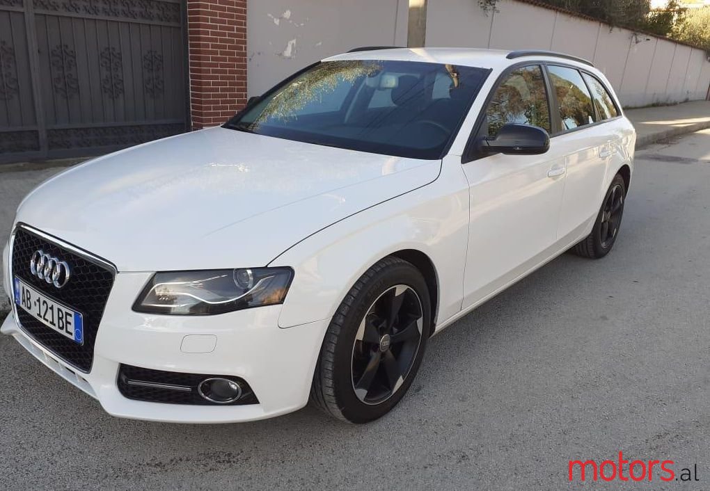 2011' Audi A4 photo #1