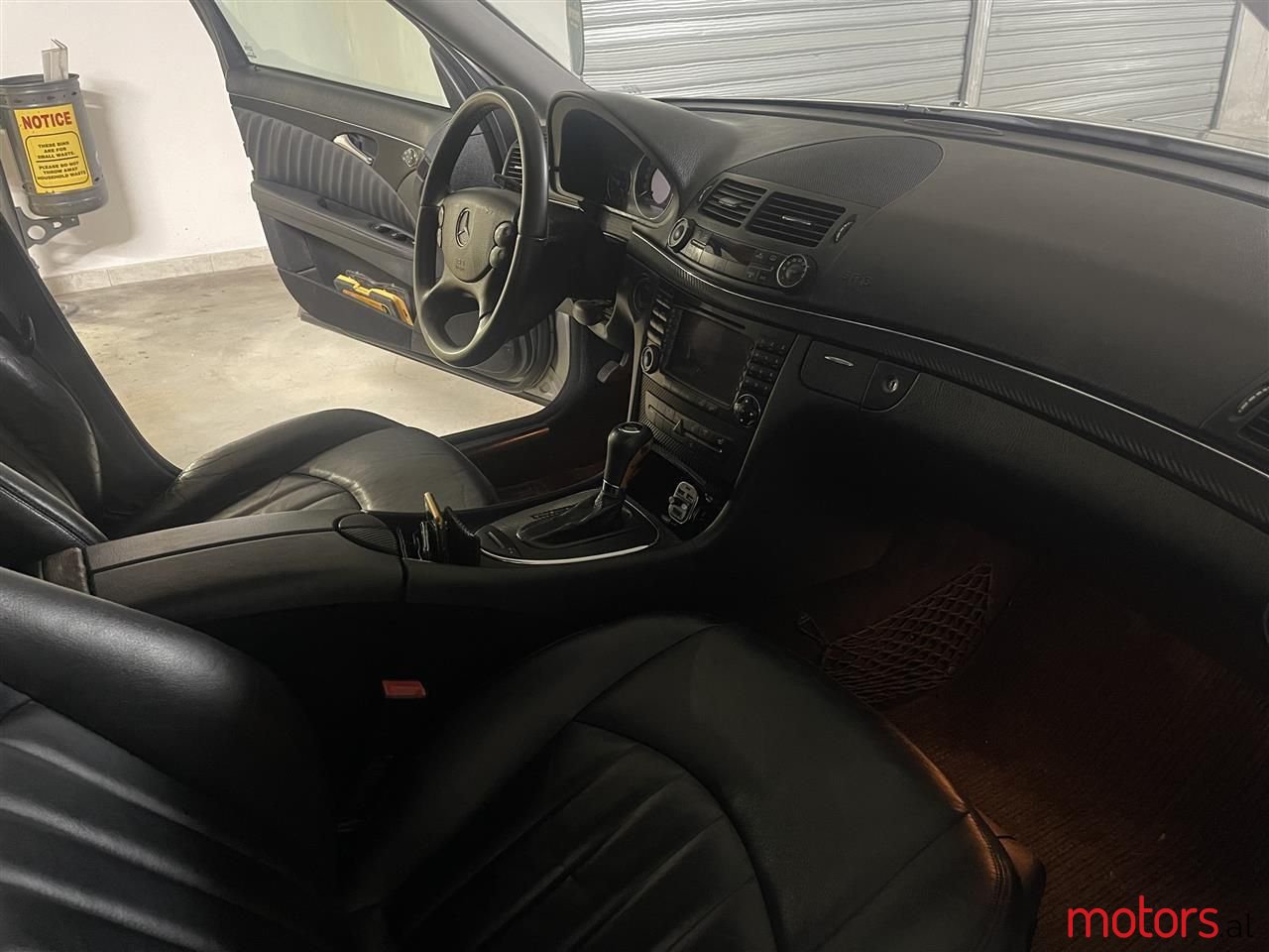 2008' Mercedes-Benz E 280 photo #6