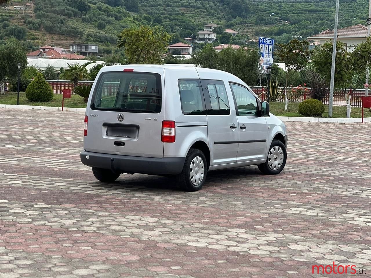 2007' Volkswagen Caddy photo #3