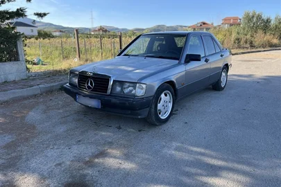 1992' Mercedes-Benz 200
