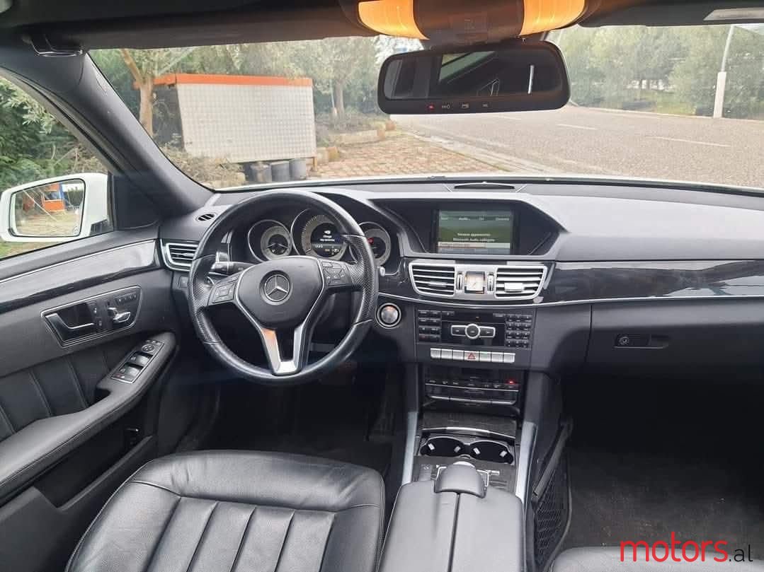 2014' Mercedes-Benz E 220 photo #5
