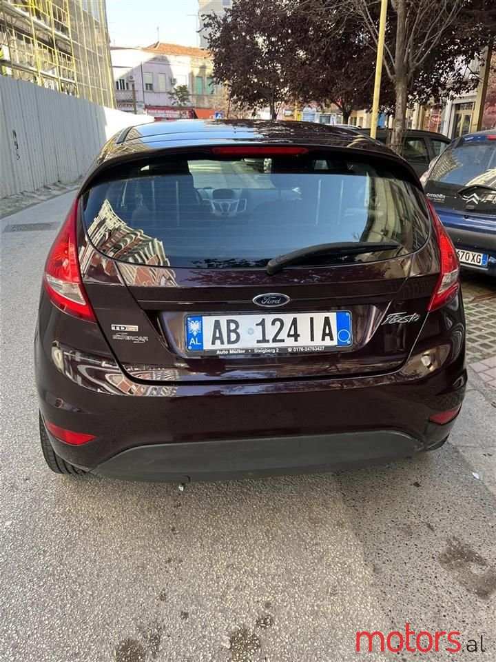 2011' Ford Fiesta photo #5