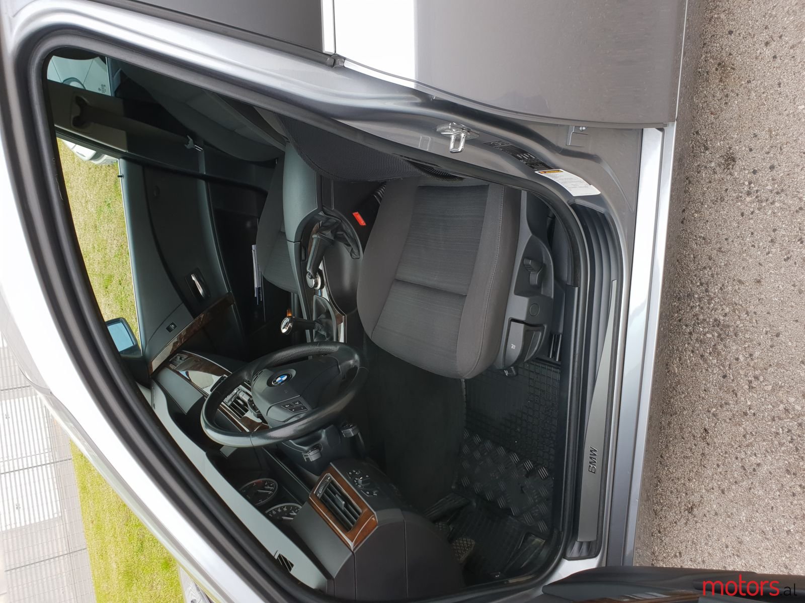 2006' BMW 520 photo #6