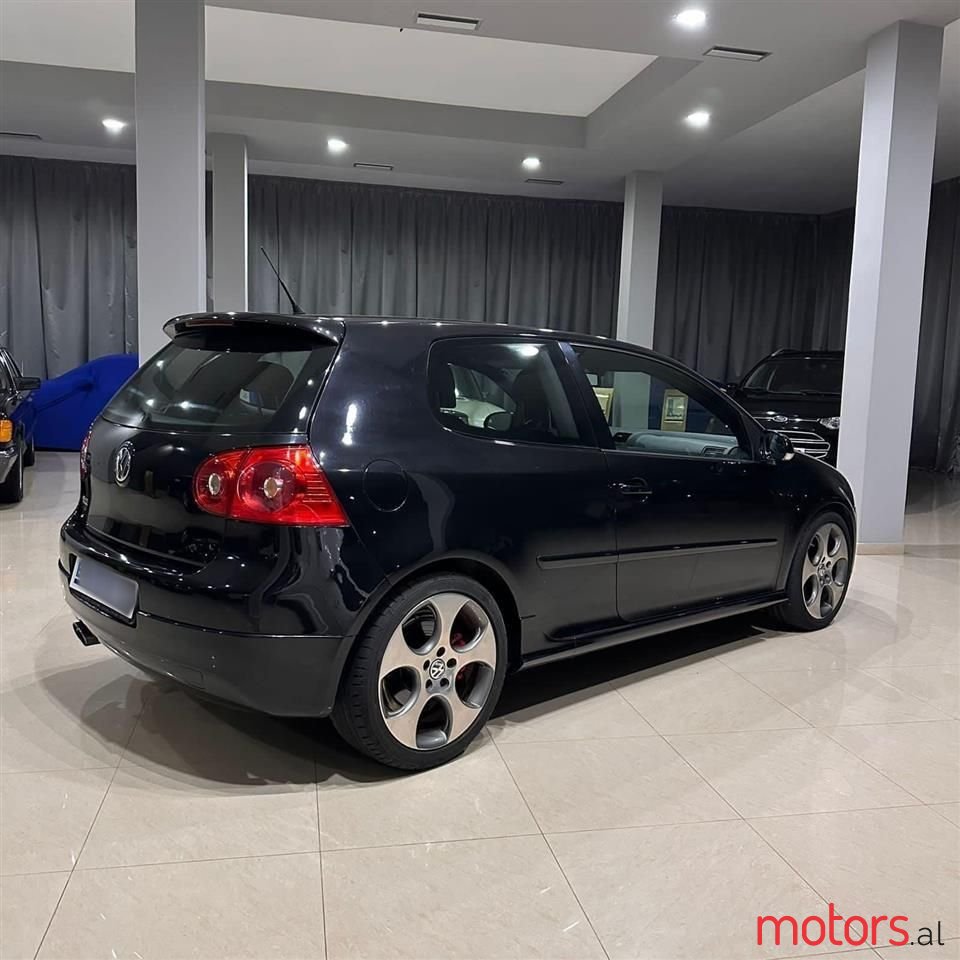 2007' Volkswagen Golf photo #4