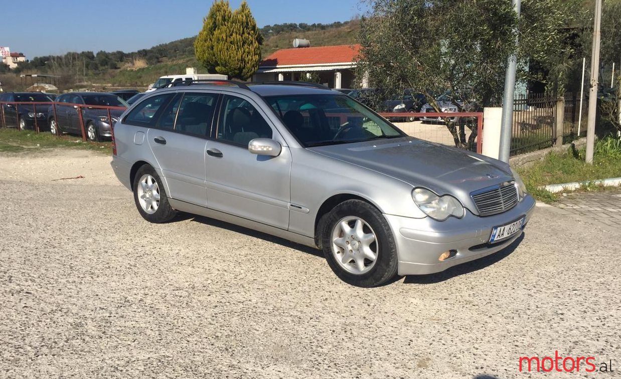 2003' Mercedes-Benz C 220 photo #1