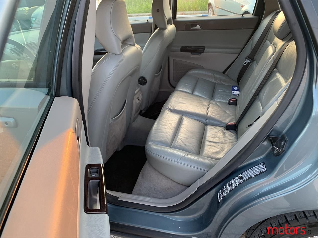 2005' Volvo V50 photo #3