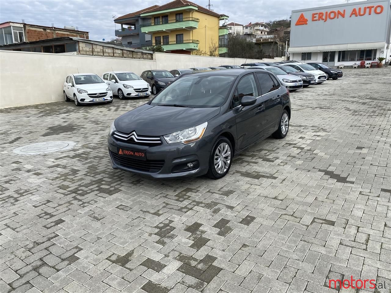 2013' Citroen C4 photo #1