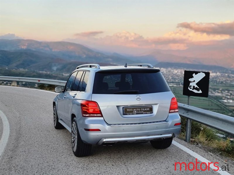 2014' Mercedes-Benz GLK 220 photo #2