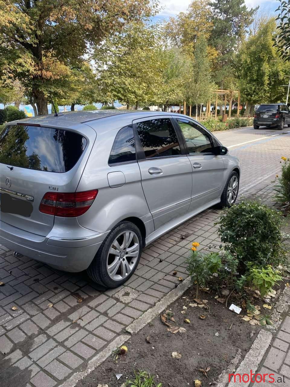 2007' Mercedes-Benz B 180 photo #6