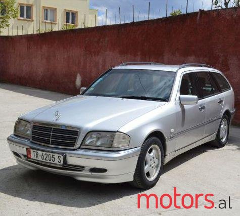 2000' Mercedes-Benz C-Class photo #2