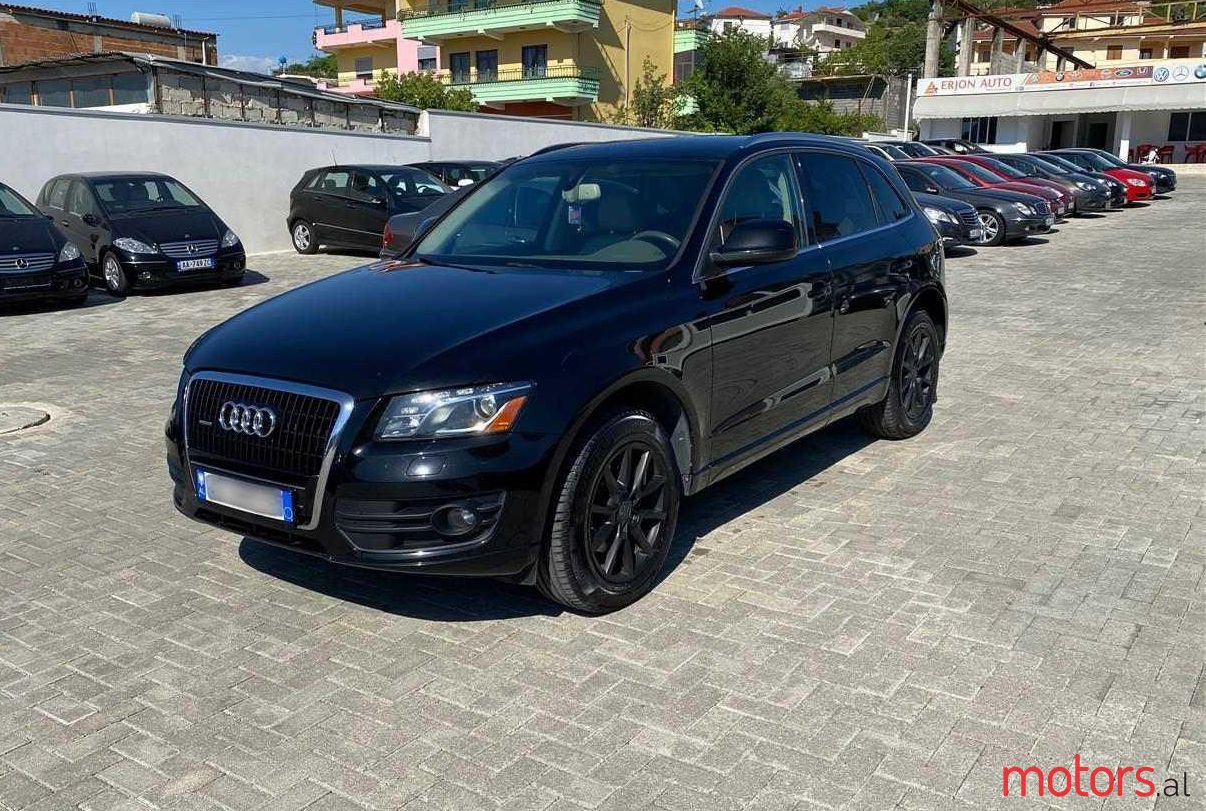 2011' Audi Q5 photo #1