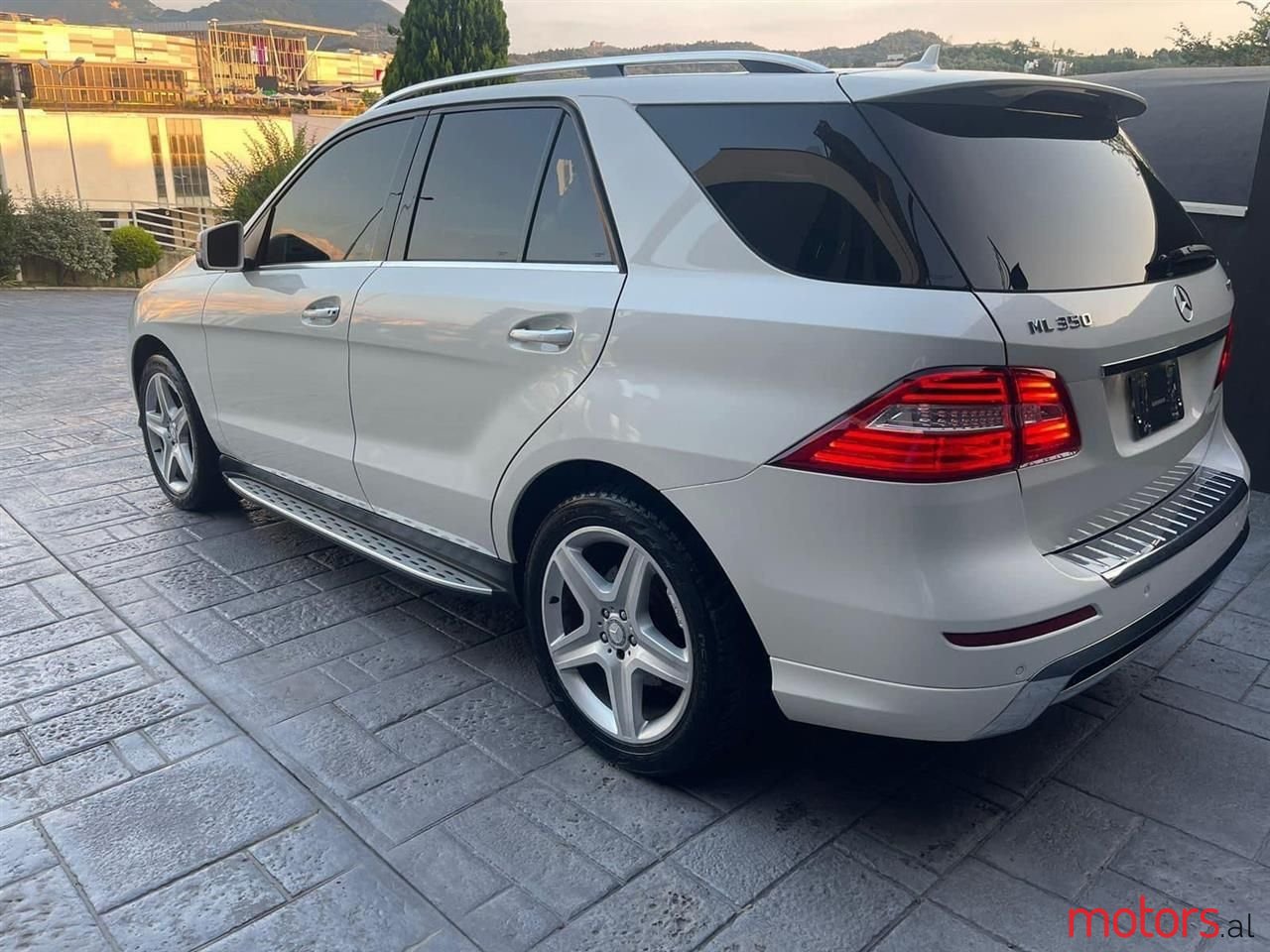 2013' Mercedes-Benz ML 350 photo #1