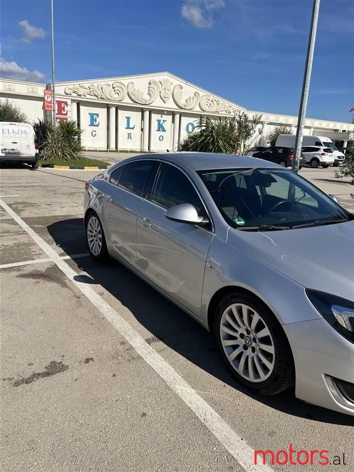 2014' Opel Insignia photo #5