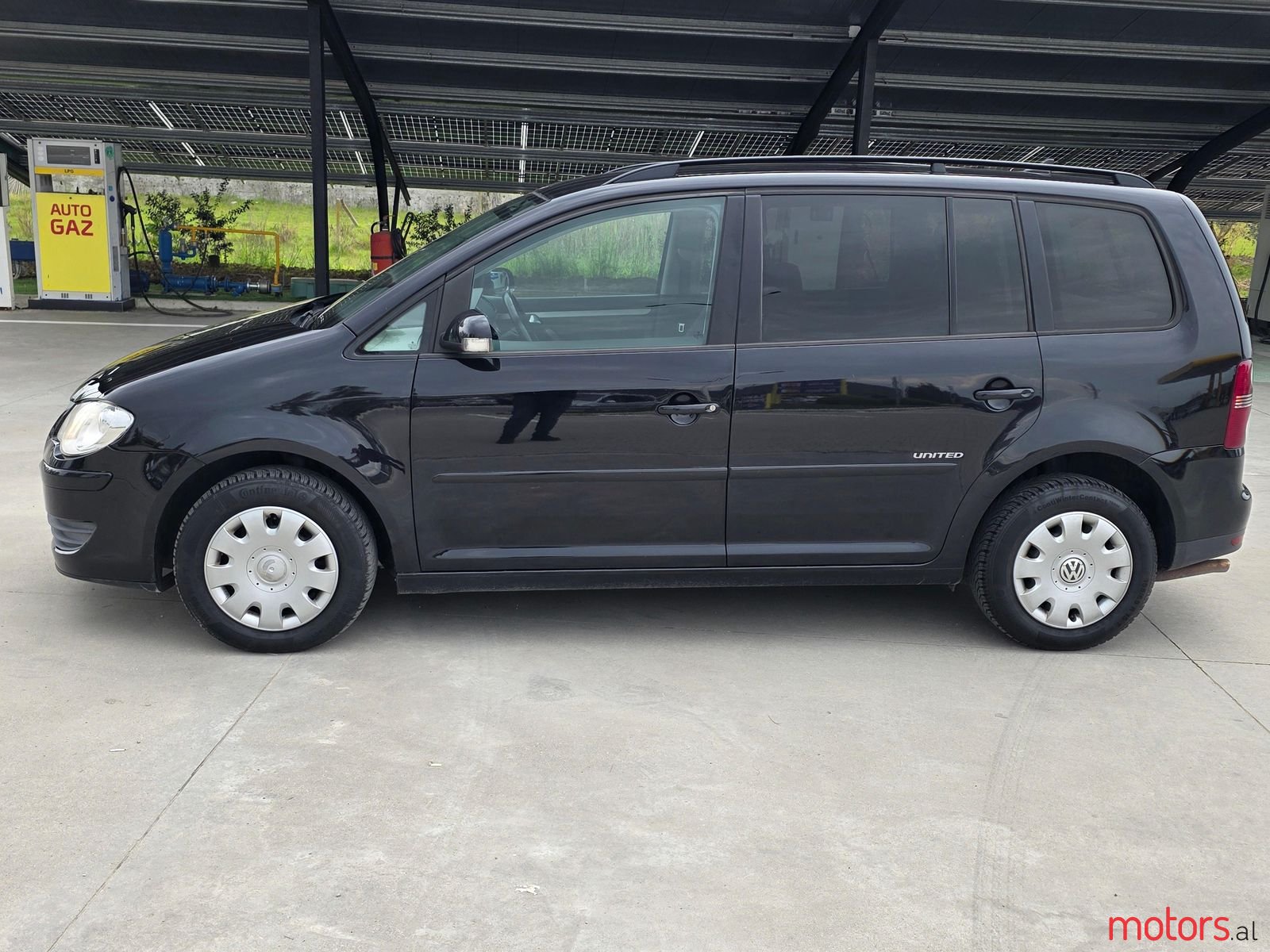 2009' Volkswagen Caddy photo #5