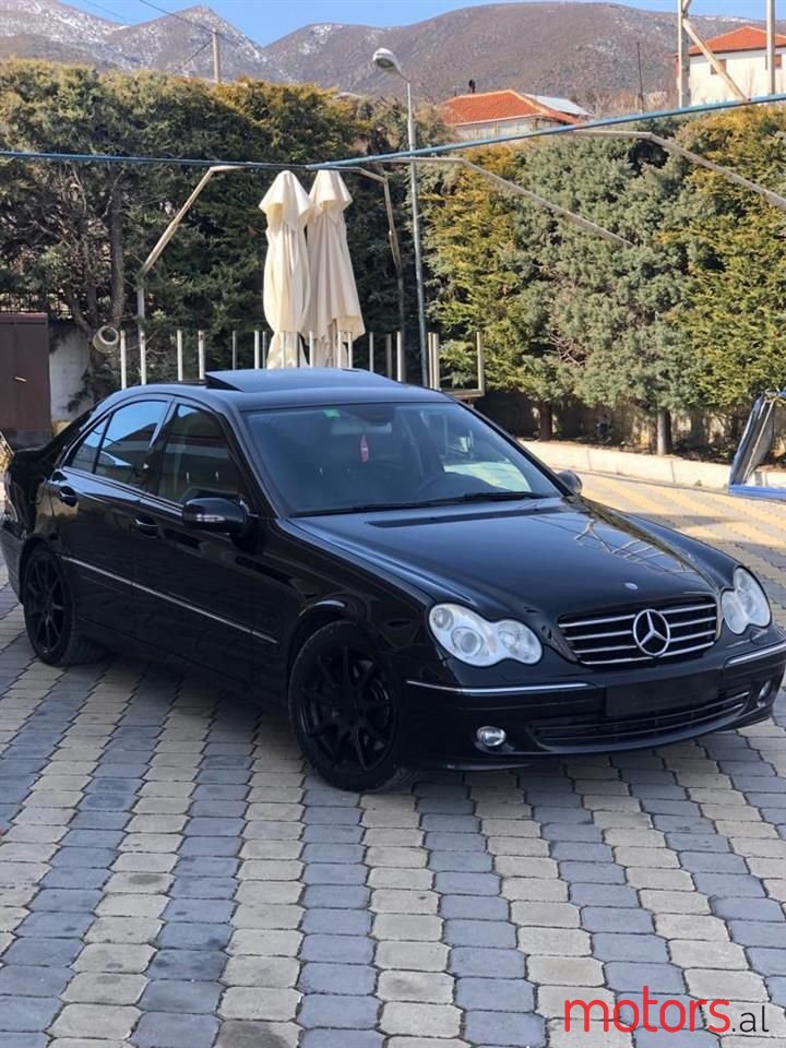 2005' Mercedes-Benz C 230 photo #5