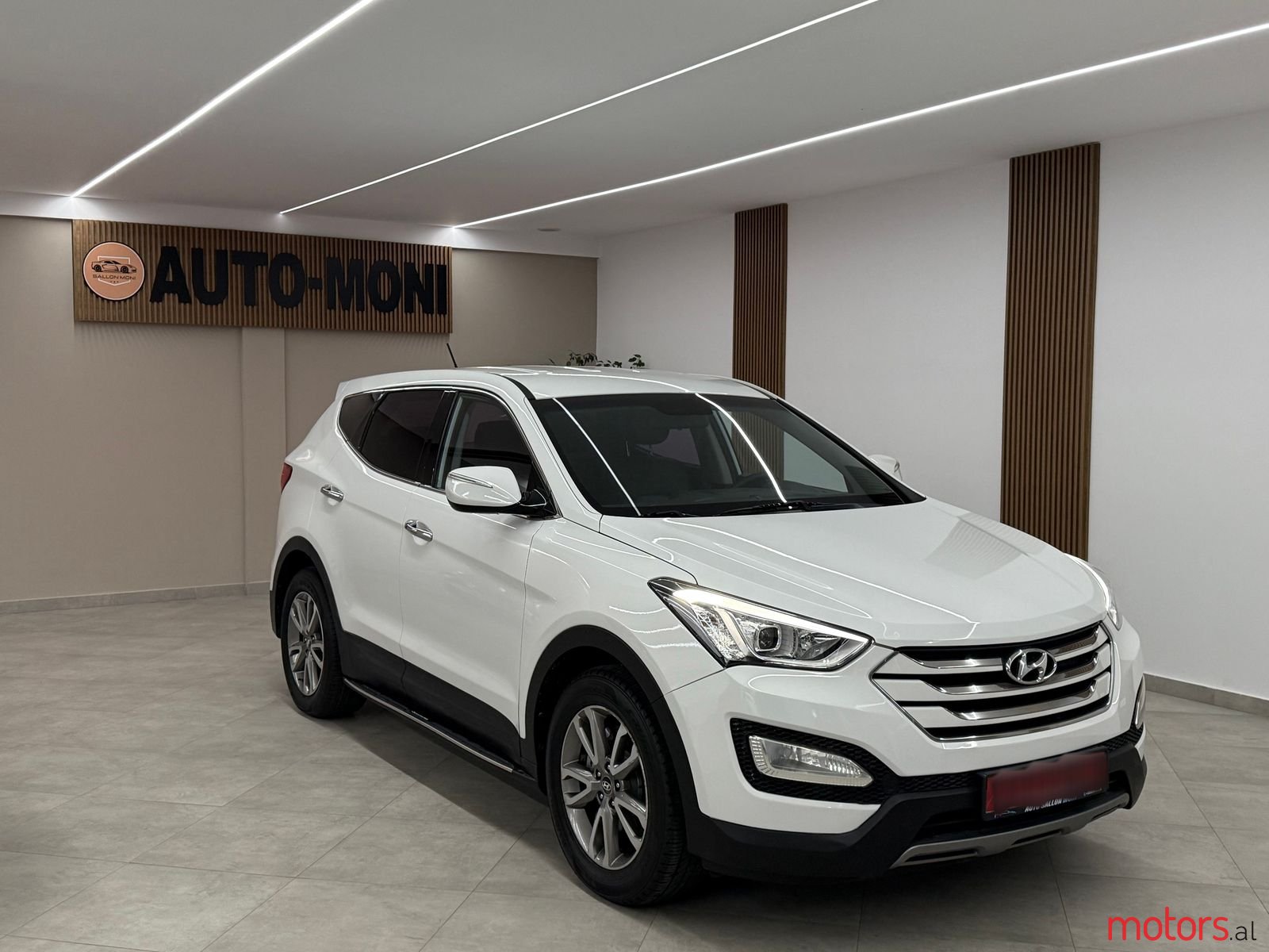 2013' Hyundai Santa Fe photo #4