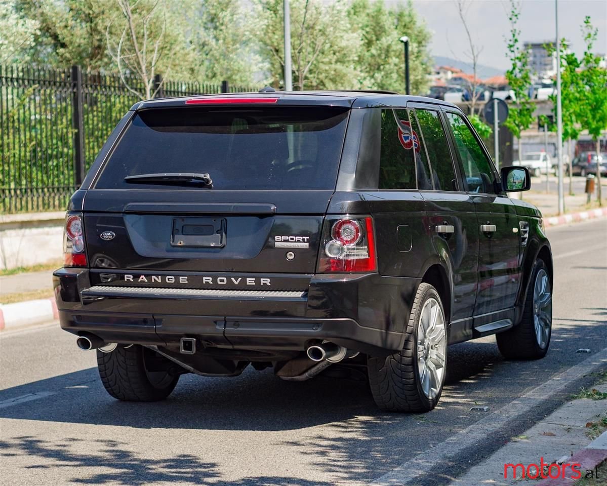 2009' Land Rover Range Rover Sport photo #4
