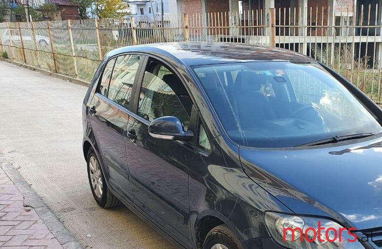 2006' Volkswagen Golf Plus photo #1