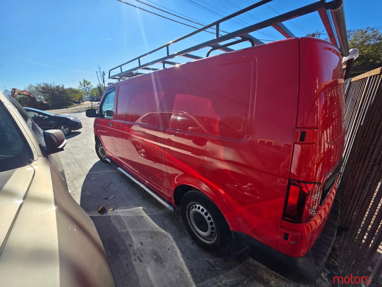 2018' Volkswagen T5 Transporter photo #5