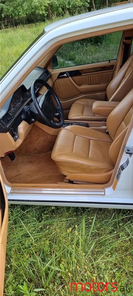 1993' Mercedes-Benz E 500 photo #6