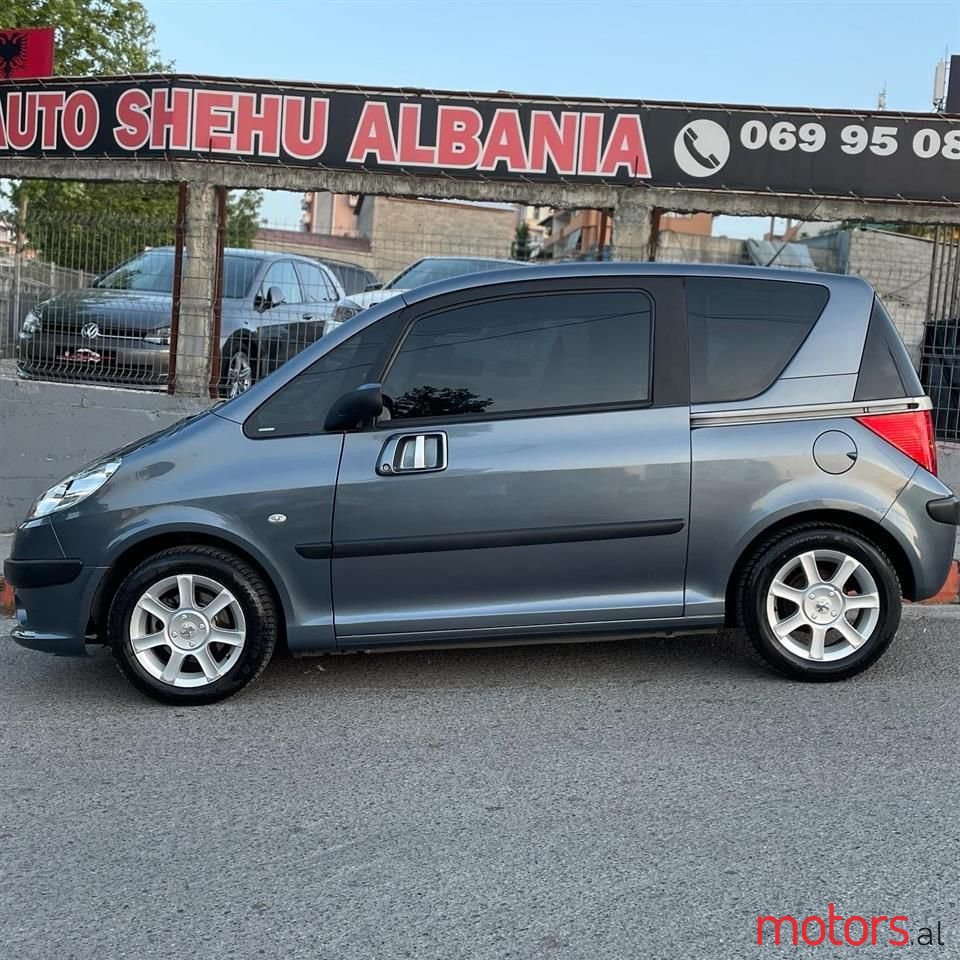 2006' Peugeot 1007 photo #5