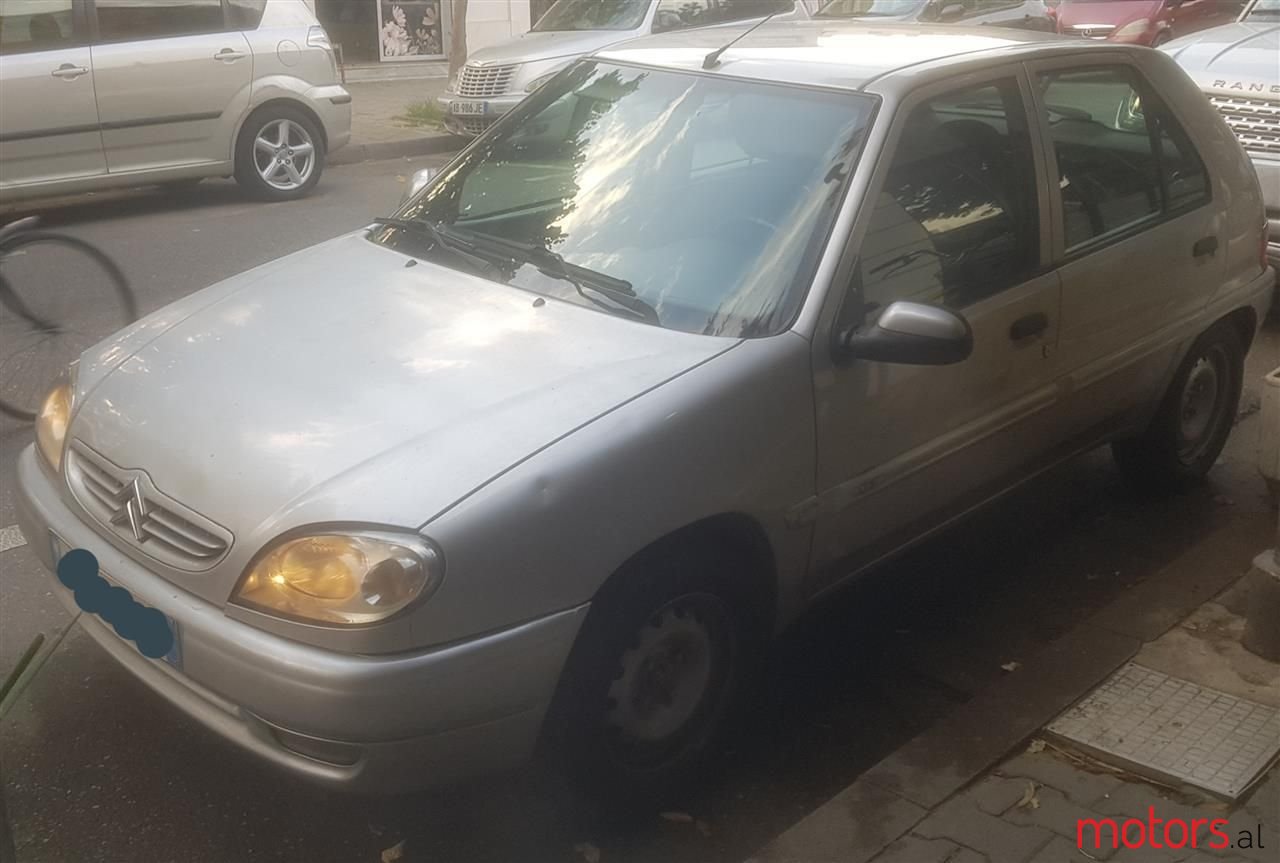 2000' Citroen Saxo photo #1