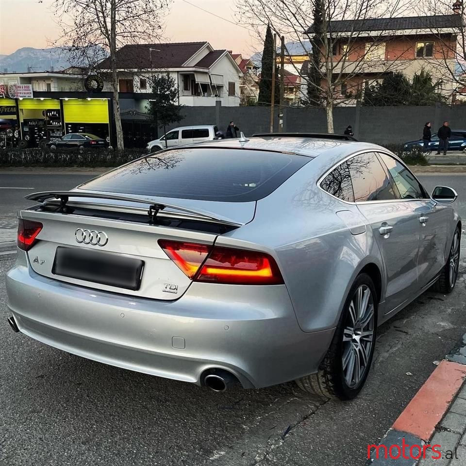 2013' Audi A7 photo #2