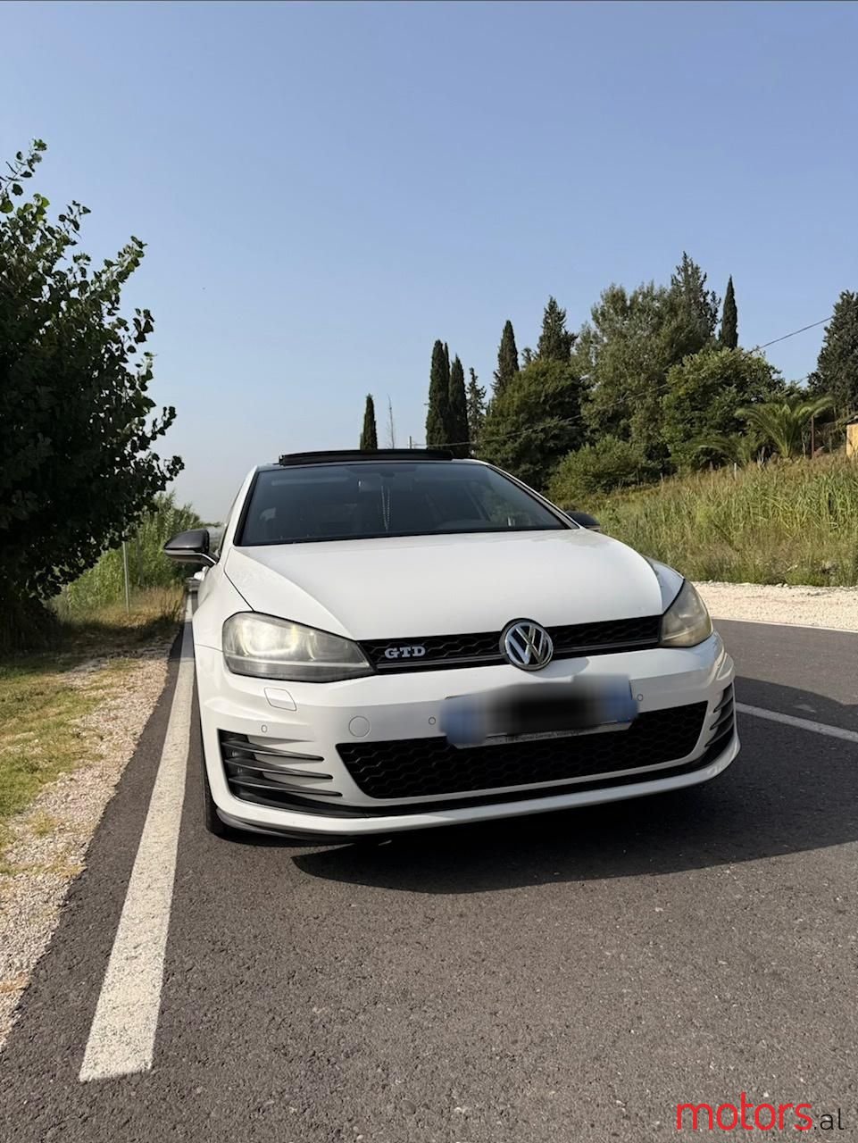 2014' Volkswagen Golf photo #3