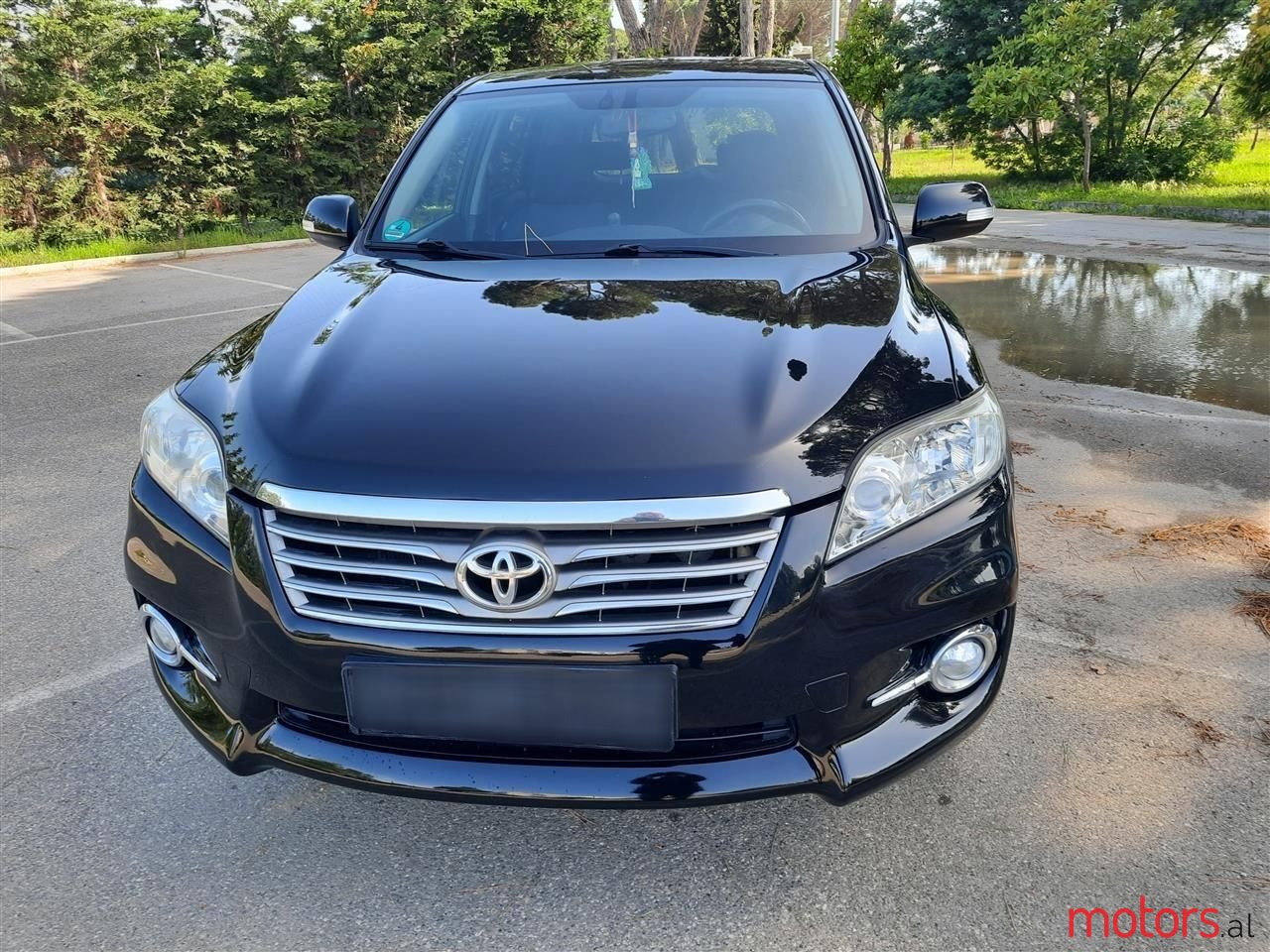 2011' Toyota RAV4 photo #1