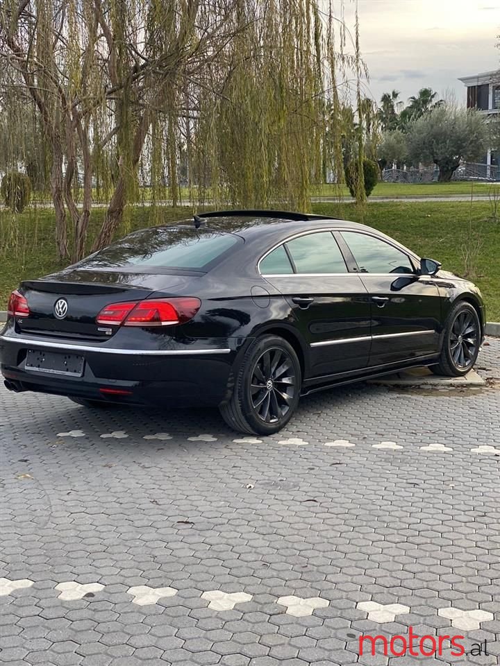 2013' Volkswagen photo #4