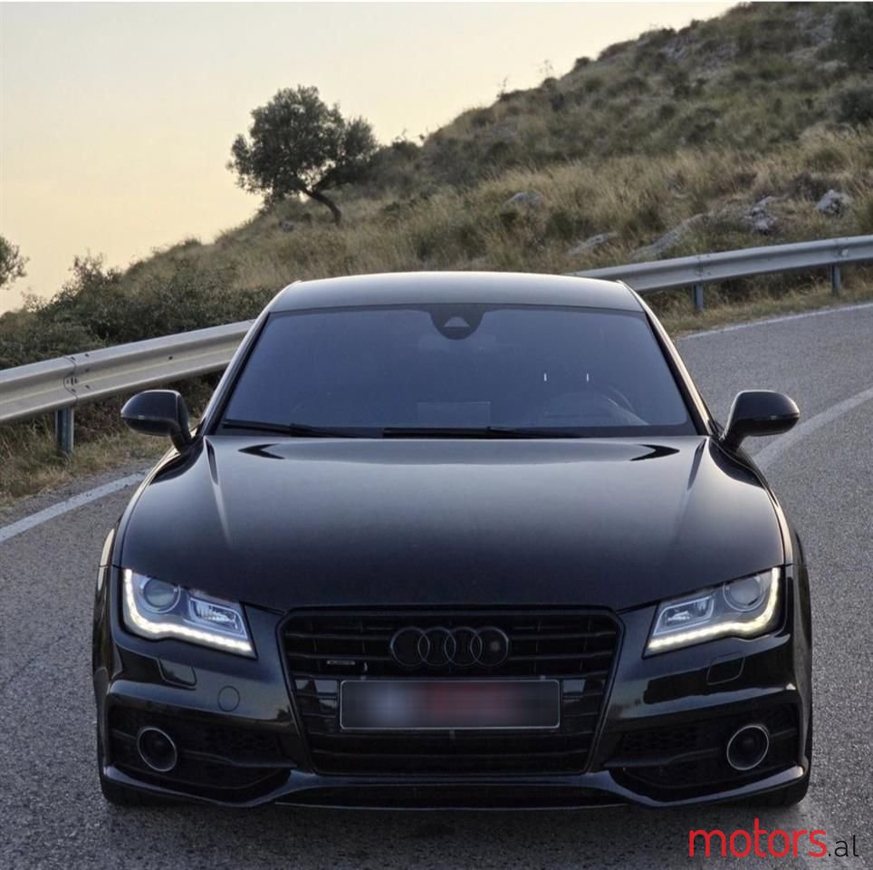 2011' Audi A7 photo #2