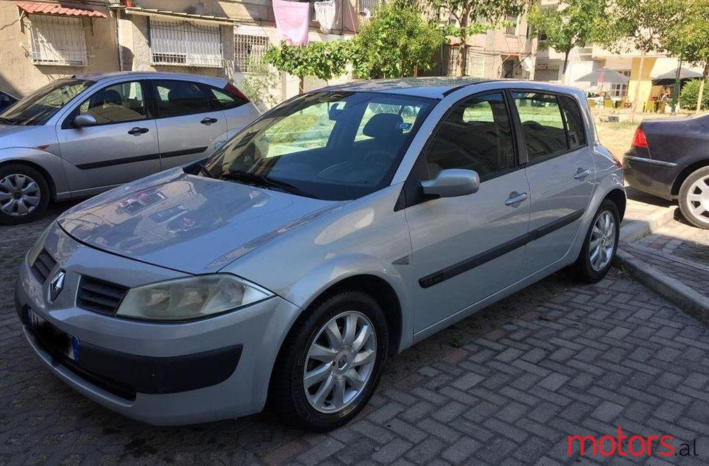 2005' Renault Megane photo #1