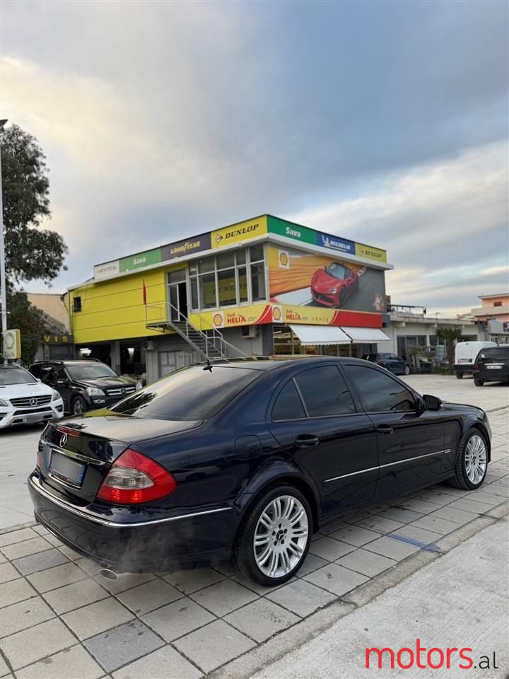 2007' Mercedes-Benz E 300 photo #4