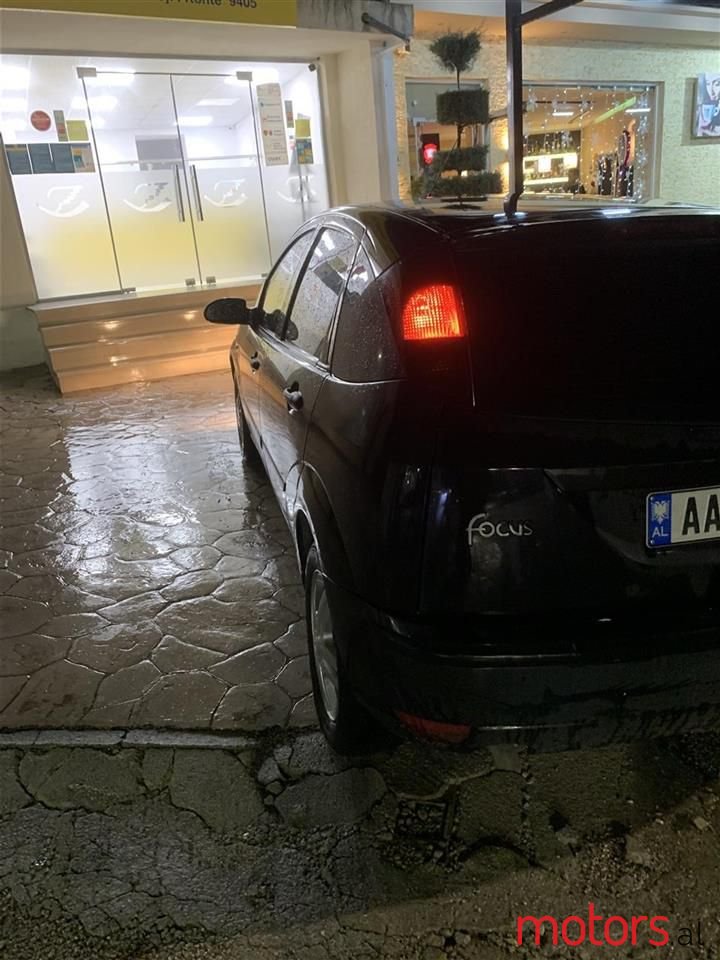 2003' Ford Focus photo #4