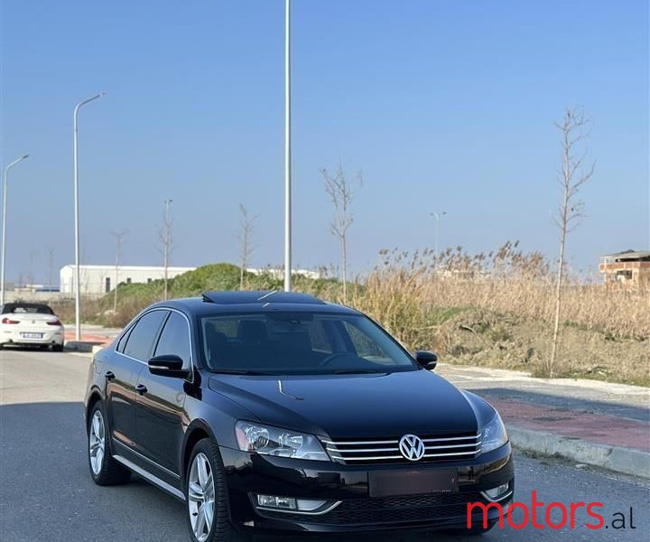 2014' Volkswagen Passat photo #3