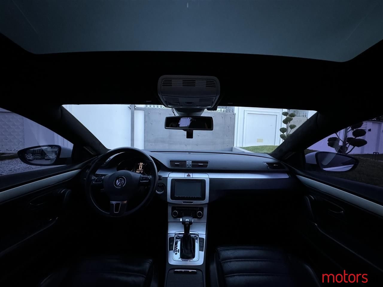 2010' Volkswagen photo #6