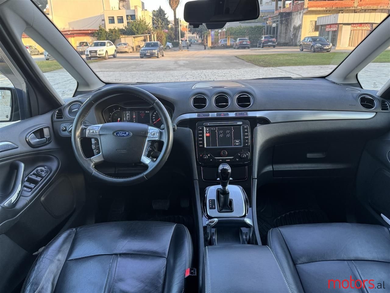 2012' Ford S-Max photo #5