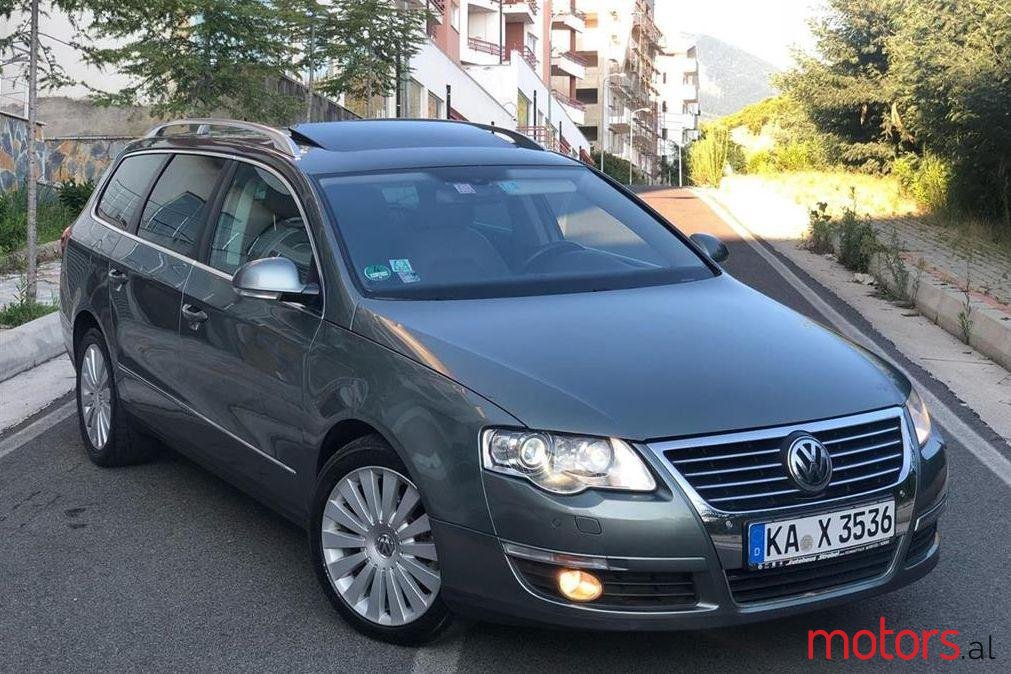 2008' Volkswagen Passat photo #1