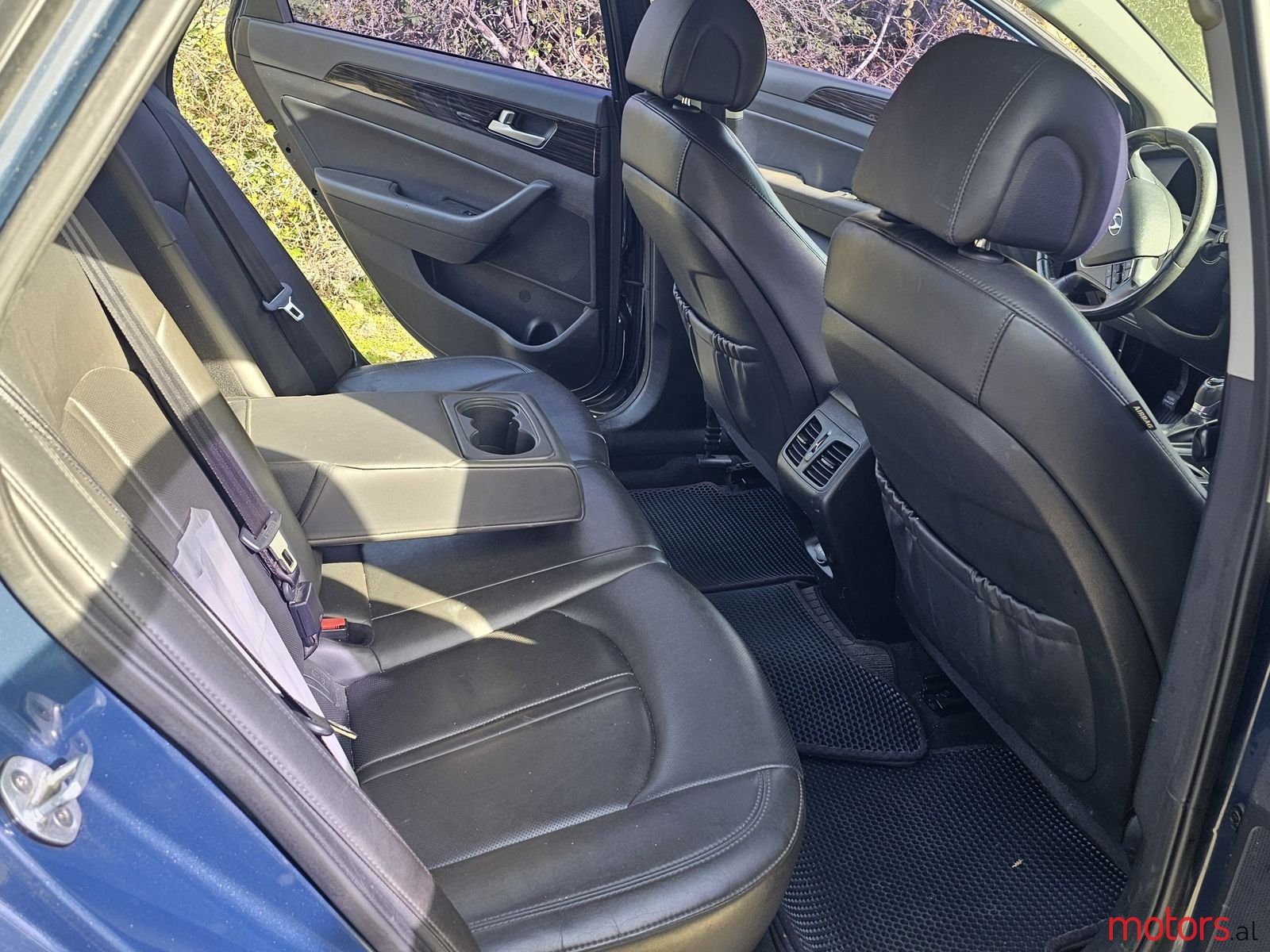 2015' Hyundai Sonata photo #2