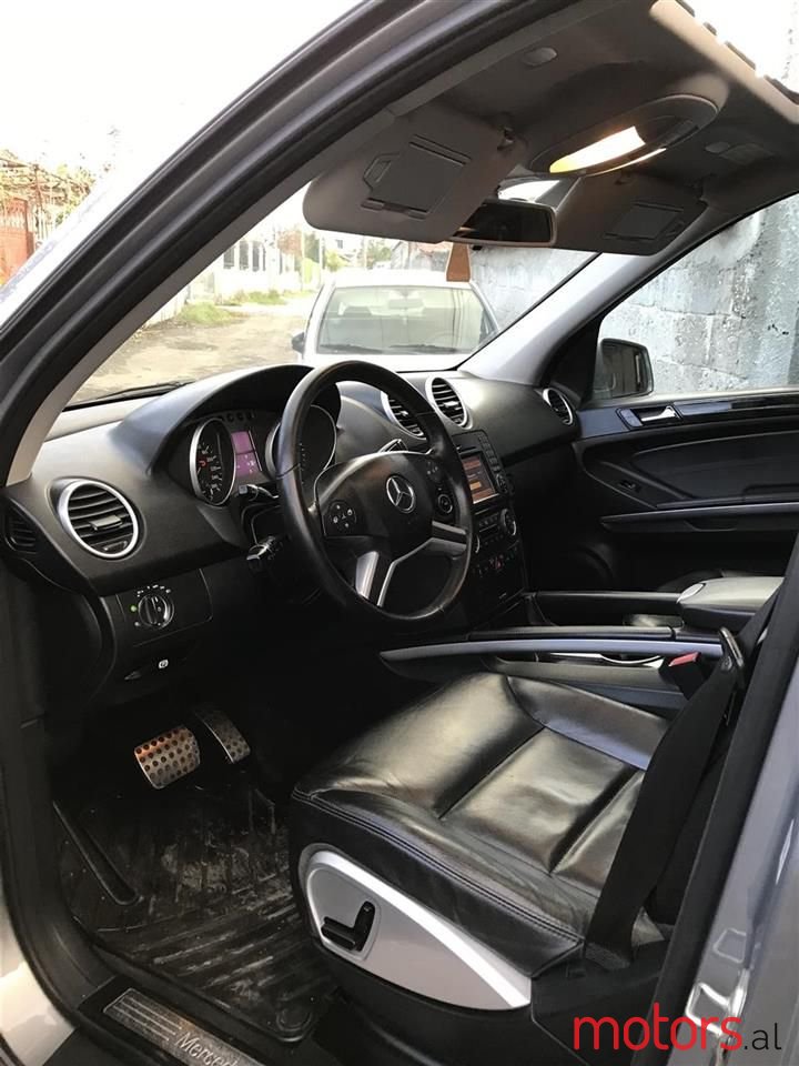 2011' Mercedes-Benz ML 350 photo #5