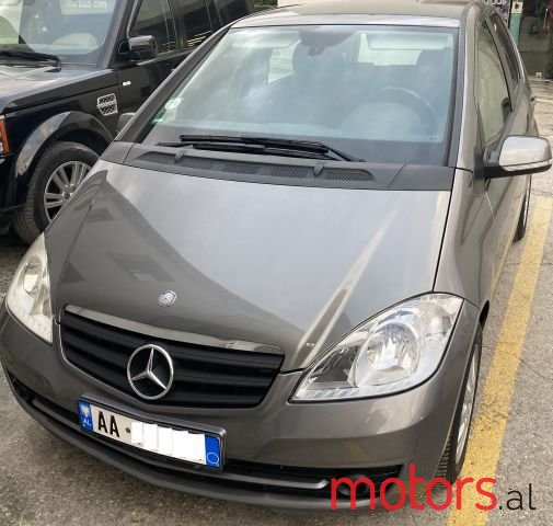 2010' Mercedes-Benz A-Class photo #1