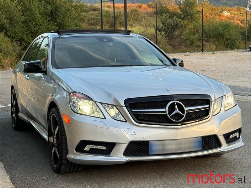 2010' Mercedes-Benz E 55 AMG photo #2