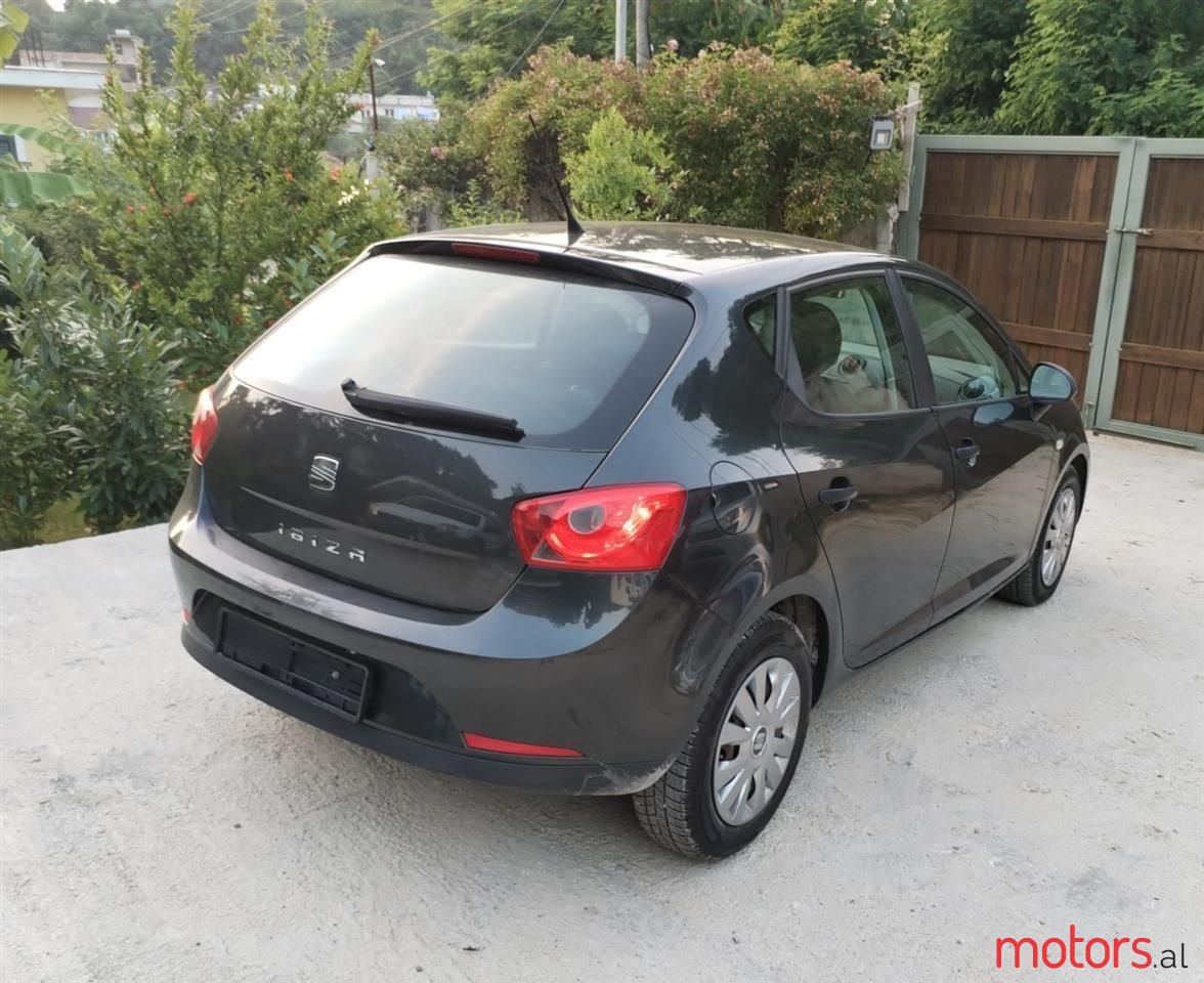 2012' SEAT Ibiza photo #5