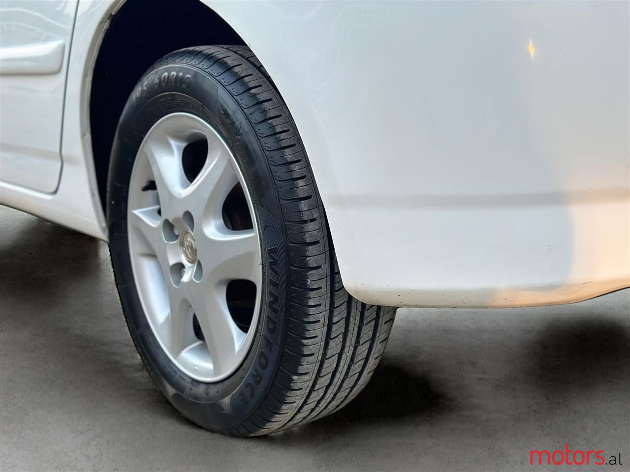 2007' Toyota Corolla photo #3