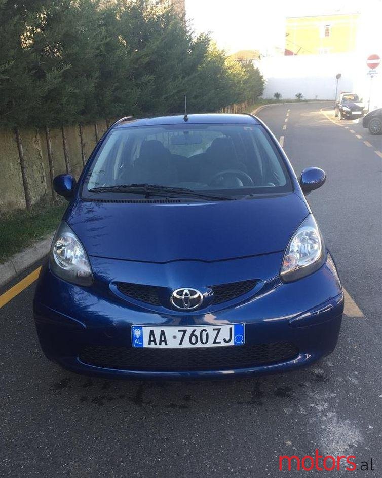 2008' Toyota Aygo photo #1