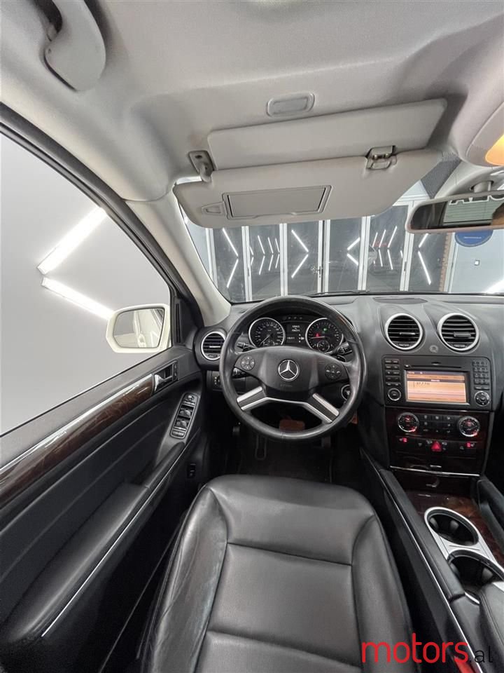 2010' Mercedes-Benz ML 350 photo #6