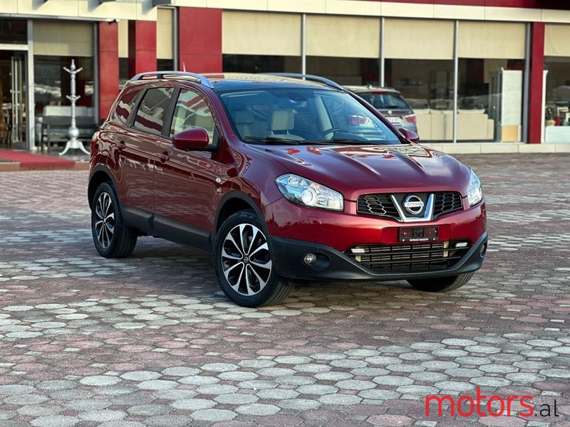 2014' Nissan Qashqai photo #2