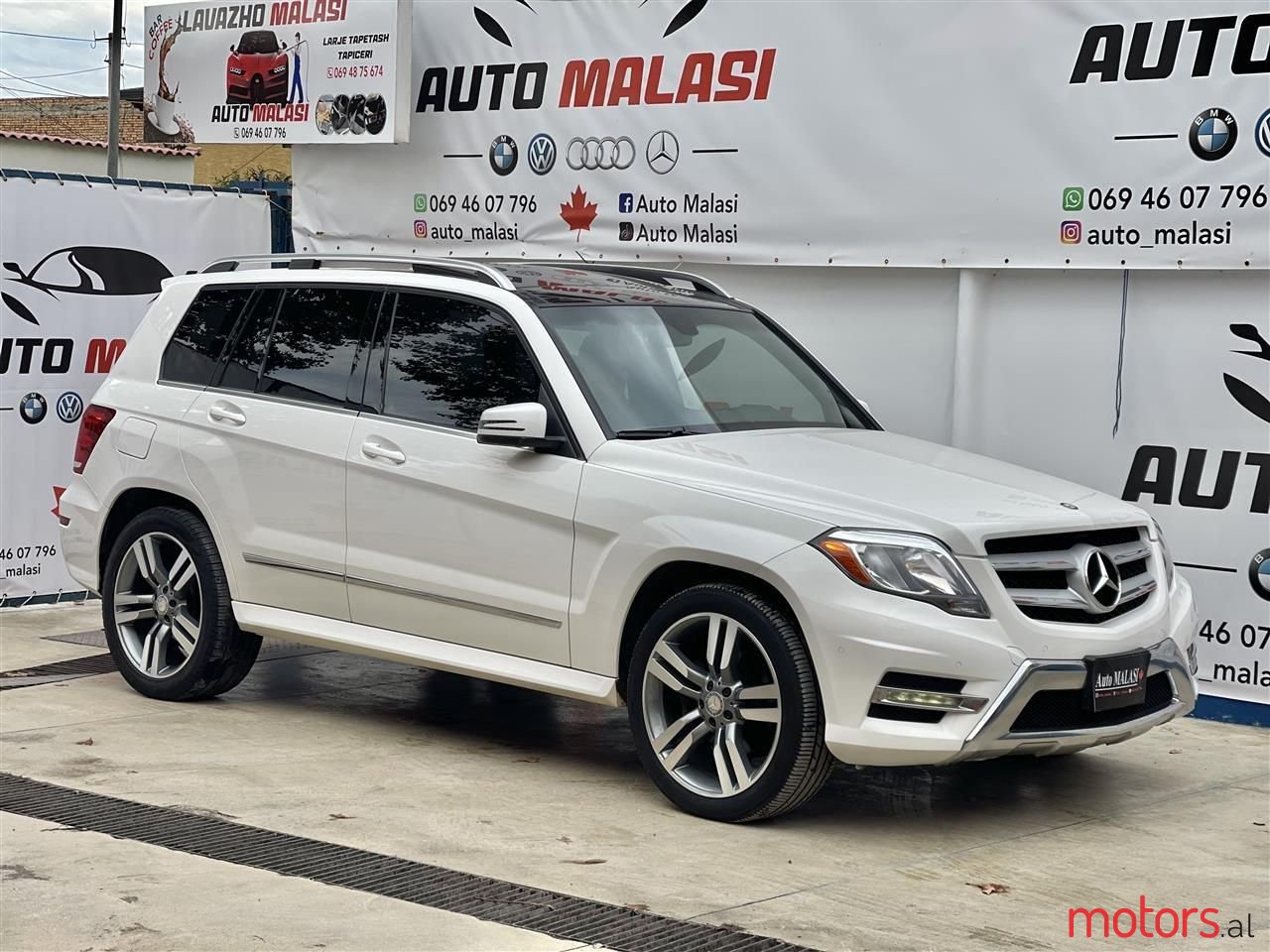 2014' Mercedes-Benz GLK 250 photo #1